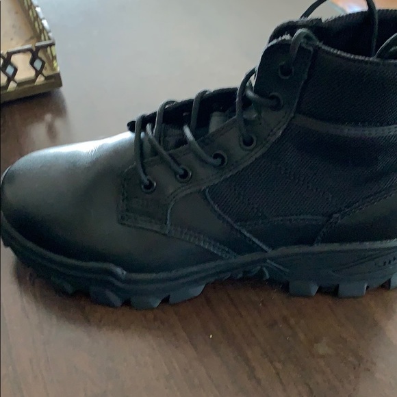 NWOT Black 5.11 tactical boots - Picture 2 of 5